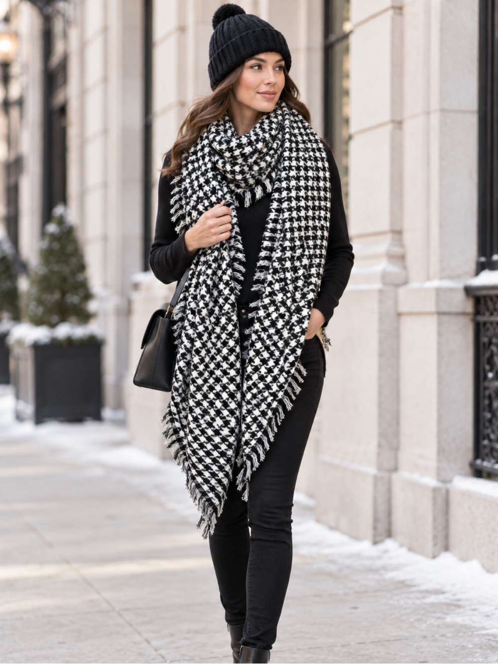 Beautiful Black & White Houndstooth Fringe Wrap Scarf❤️56x30.